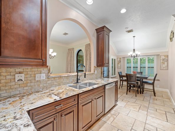 5102 E Pagewick Drive, Houston TX 77041