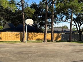 5102 E Pagewick Drive, Houston TX 77041
