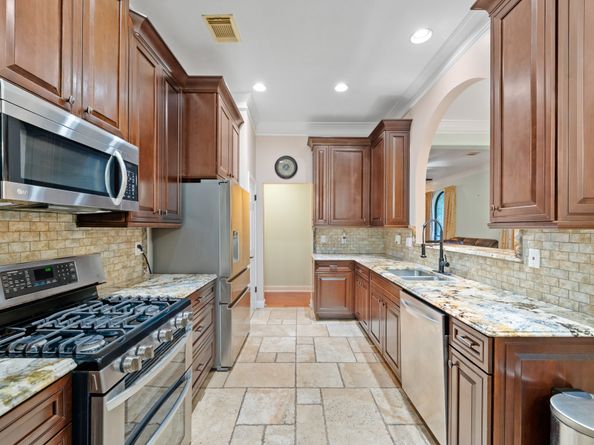 5102 E Pagewick Drive, Houston TX 77041