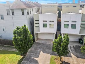 2212 Hutchins Street, Houston TX 77003