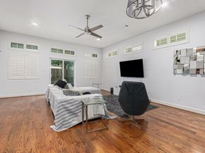 2212 Hutchins Street, Houston TX 77003