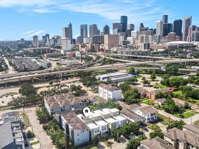 2212 Hutchins Street, Houston TX 77003
