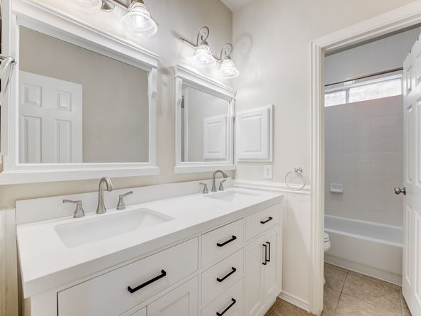 15 Carmeline Drive, The Woodlands TX 77382