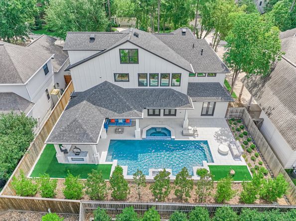 15 Atrium Woods Court, The Woodlands TX 77381