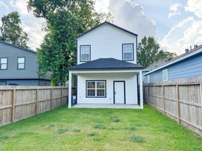 7922 Sealey Street, Houston TX 77088