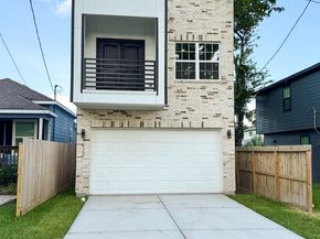 7922 Sealey Street, Houston TX 77088