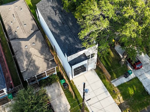 7922 Sealey Street, Houston TX 77088