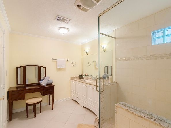 11406 Montverde Lane, Houston TX 77099