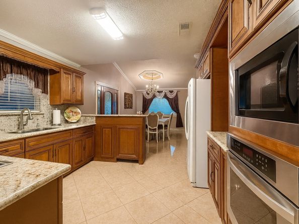 11406 Montverde Lane, Houston TX 77099