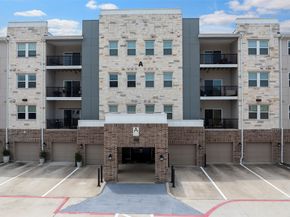 6804 Westview Drive 1404, Houston TX 77055
