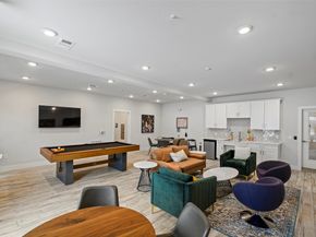 6804 Westview Drive 1404, Houston TX 77055