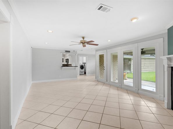 5322 Rutherglenn Drive, Houston TX 77096