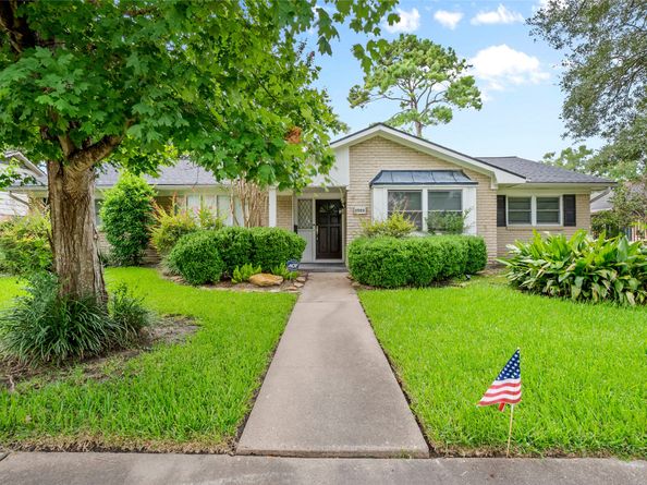5322 Rutherglenn Drive, Houston TX 77096