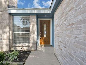 6211 Linnhaven Drive, Houston TX 77072