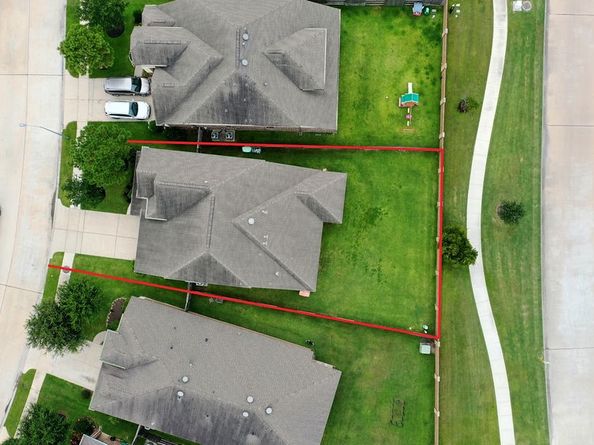 9411 Briscoe Bend Lane, Cypress TX 77433