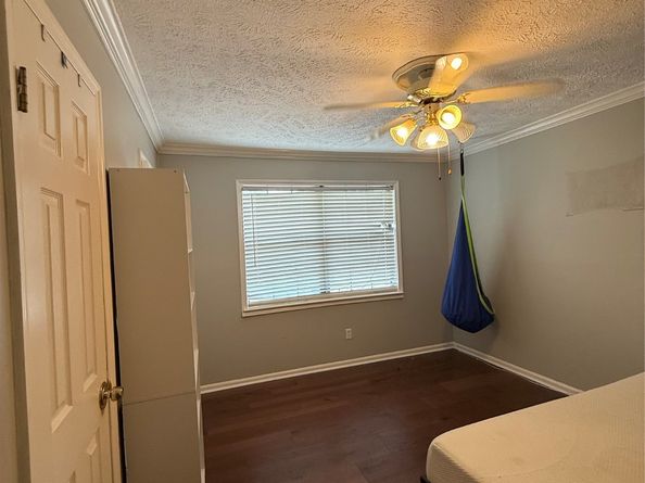 2707 Field Line Drive, Sugar Land TX 77479