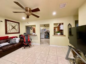 910 Coronado Street, Houston TX 77009