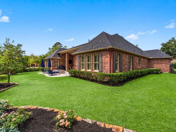 39 Spring Basket Trail, The Woodlands TX 77389