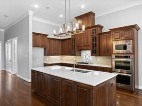 39 Spring Basket Trail, The Woodlands TX 77389