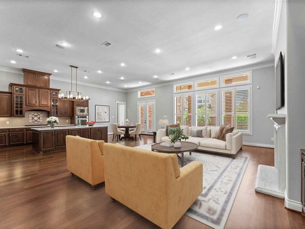 39 Spring Basket Trail, The Woodlands TX 77389