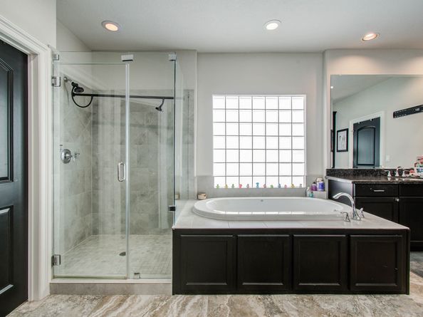 11123 Olympia Drive, Houston TX 77042