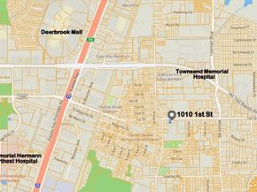 1010 E 1st Street, Humble TX 77338