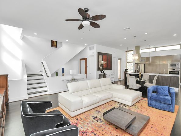 4722 Austin Street, Houston TX 77004
