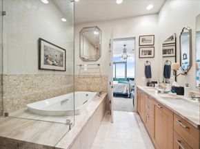 2727 Kirby Drive 13C, Houston TX 77098