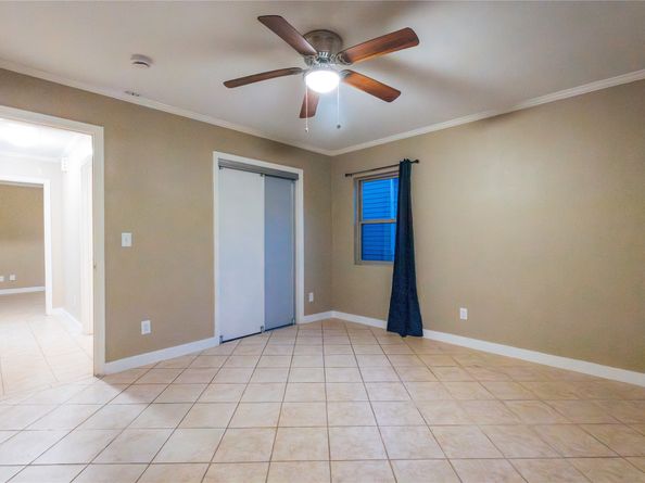 5617 Schutz Street, Houston TX 77032