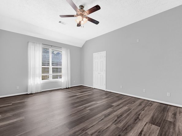 3520 White Oak Point Drive, Conroe TX 77304
