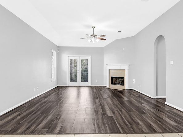 3520 White Oak Point Drive, Conroe TX 77304