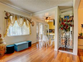 7115 Park Manor Ave, North Hollywood CA 91605