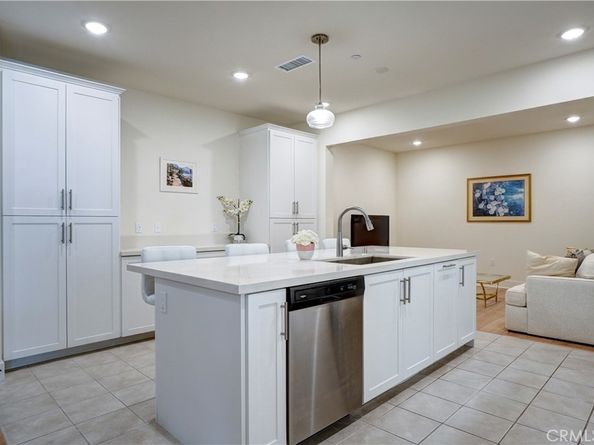 16235 Dawn Way 203, Tustin CA 92782