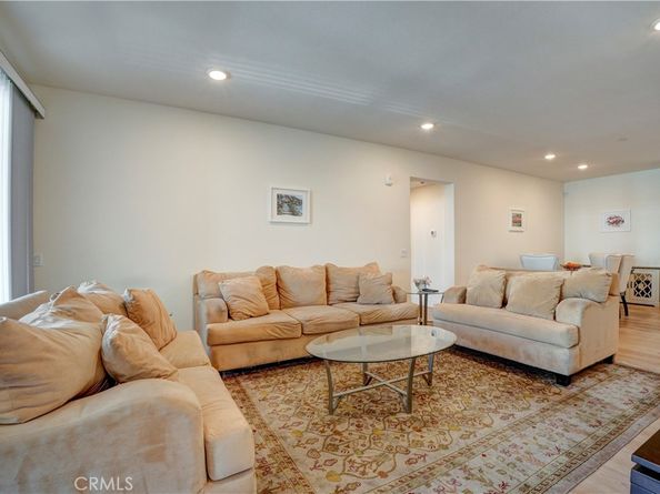 16235 Dawn Way 203, Tustin CA 92782