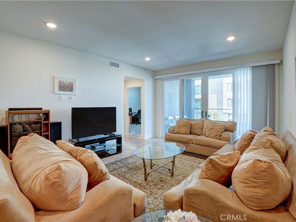 16235 Dawn Way 203, Tustin CA 92782