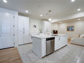 16235 Dawn Way 203, Tustin CA 92782