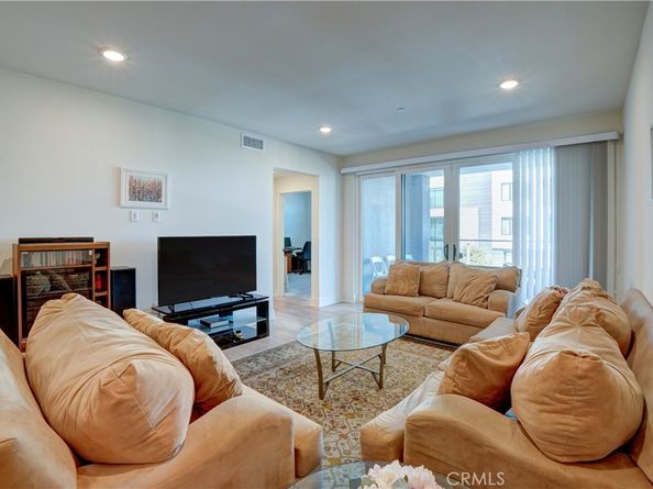 16235 Dawn Way 203, Tustin CA 92782