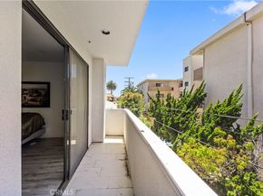 1935 Malcolm Avenue 201, Los Angeles CA 90025