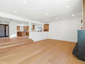 18912 Halsted Street, Northridge CA 91324