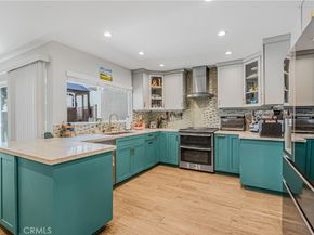 22170 James Alan Circle 1, Chatsworth CA 91311