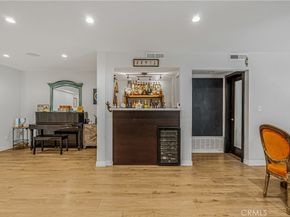 22170 James Alan Circle 1, Chatsworth CA 91311