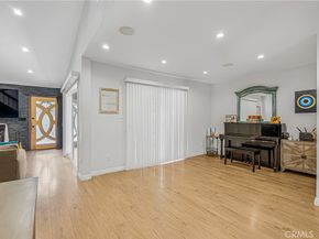 22170 James Alan Circle 1, Chatsworth CA 91311