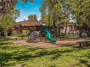 22170 James Alan Circle 1, Chatsworth CA 91311