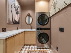 23477 Park Colombo, Calabasas CA 91302