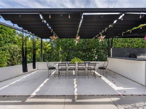 23477 Park Colombo, Calabasas CA 91302