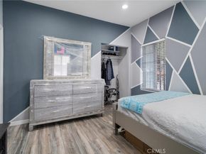 1320 W 50th Street, Los Angeles CA 90037