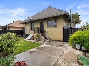 1320 W 50th Street, Los Angeles CA 90037