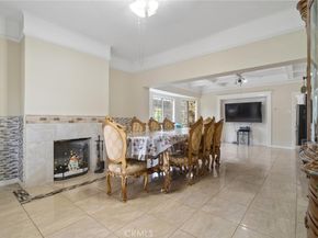 1320 W 50th Street, Los Angeles CA 90037