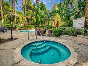 5220 Premiere Hills 221, Woodland Hills CA 91364