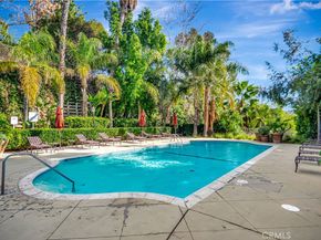 5220 Premiere Hills 221, Woodland Hills CA 91364
